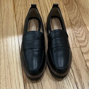 Kelly & Katie Black Leather Flats